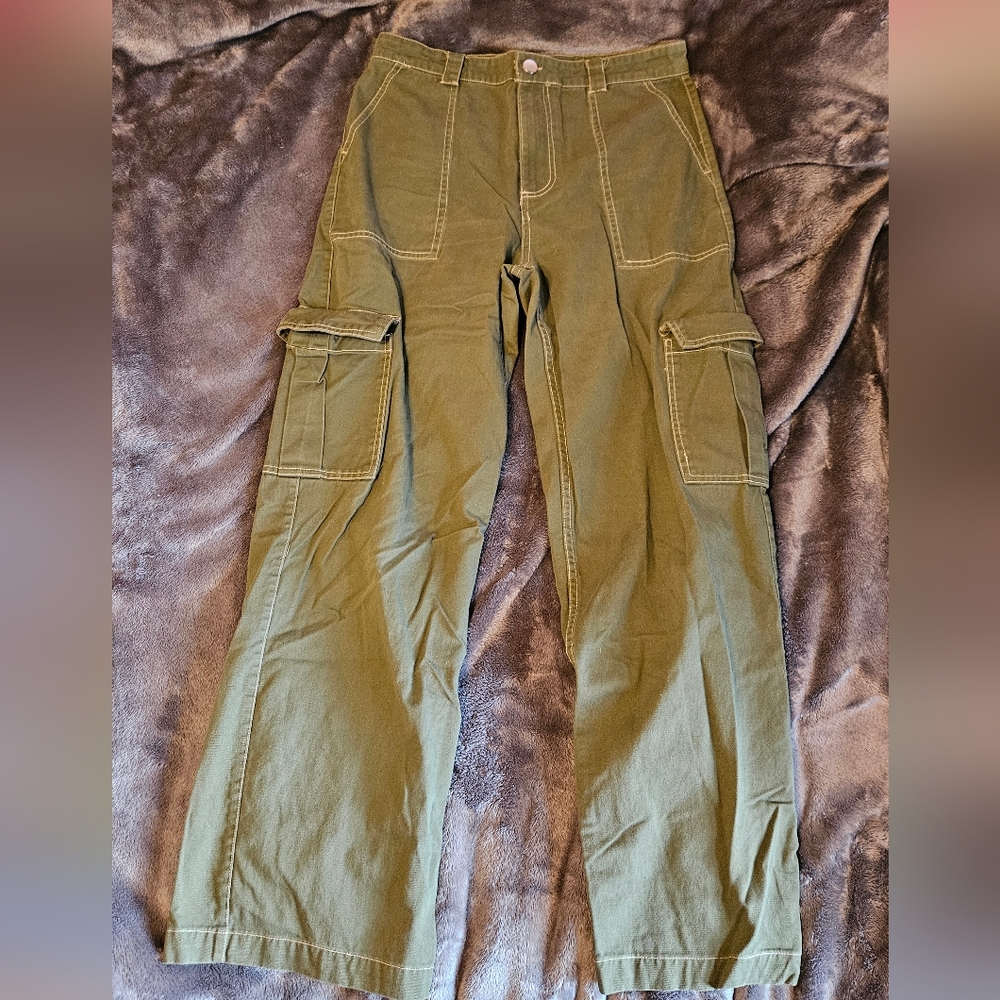 Tillys Womens Olive Cargo Pants